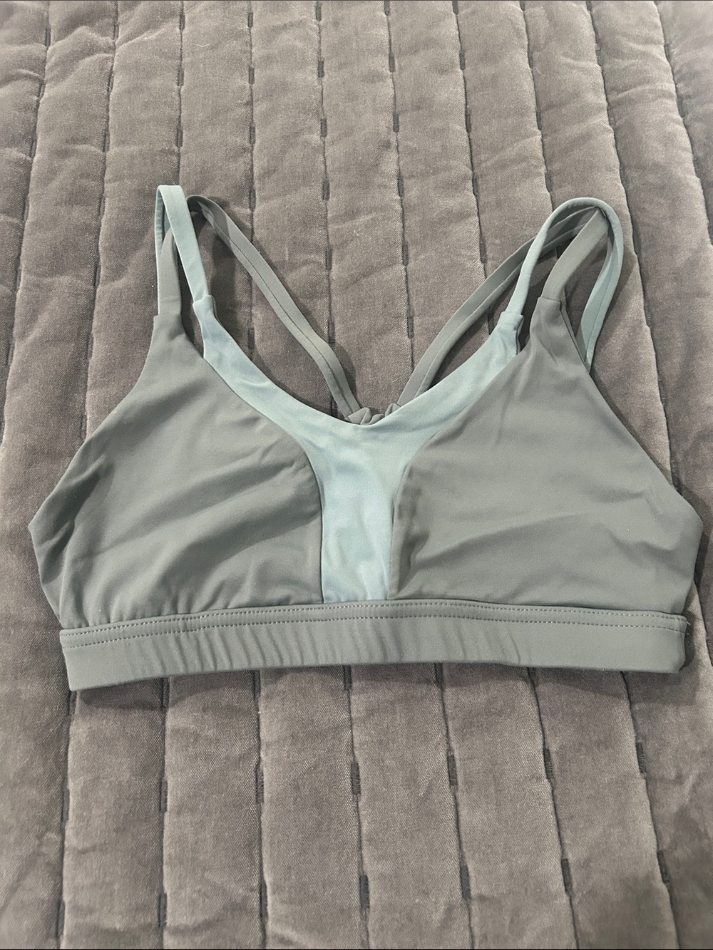 Born Primitive Sage Double-Strap Sports Bra Size small